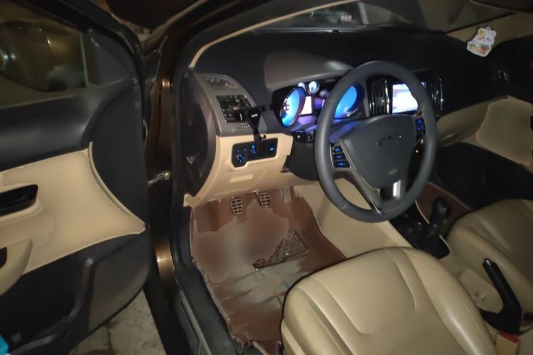 Used Chery E3 2013 1.5L Manual ZhiShang Model Driver Seat