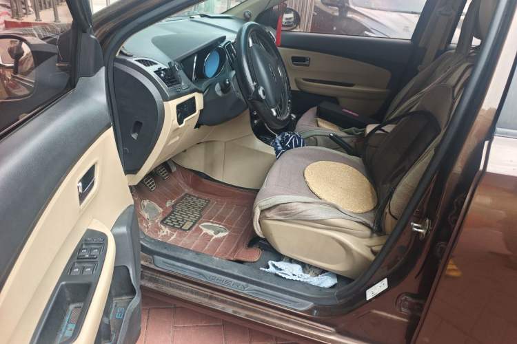 Used Chery E3 2013 1.5L Manual ZhiShang Model Driver Seat