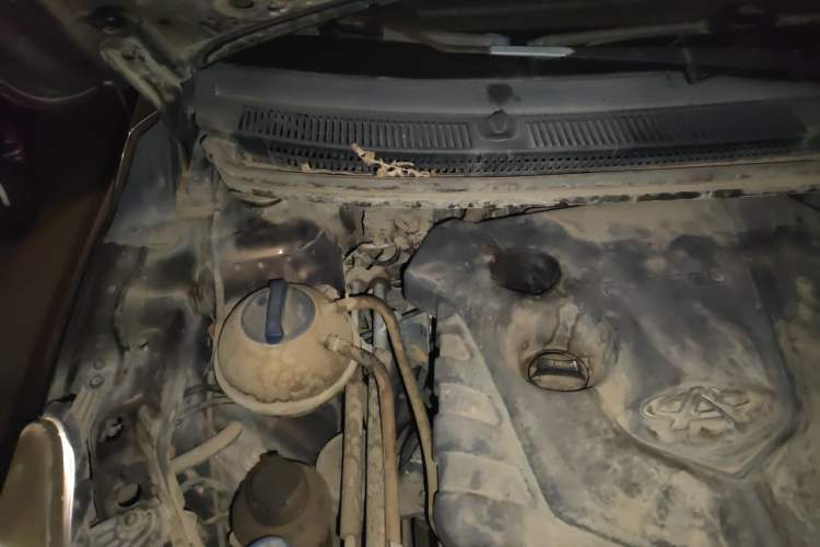 Used Chery E3 2013 1.5L Manual ZhiShang Model Engine Bay Right