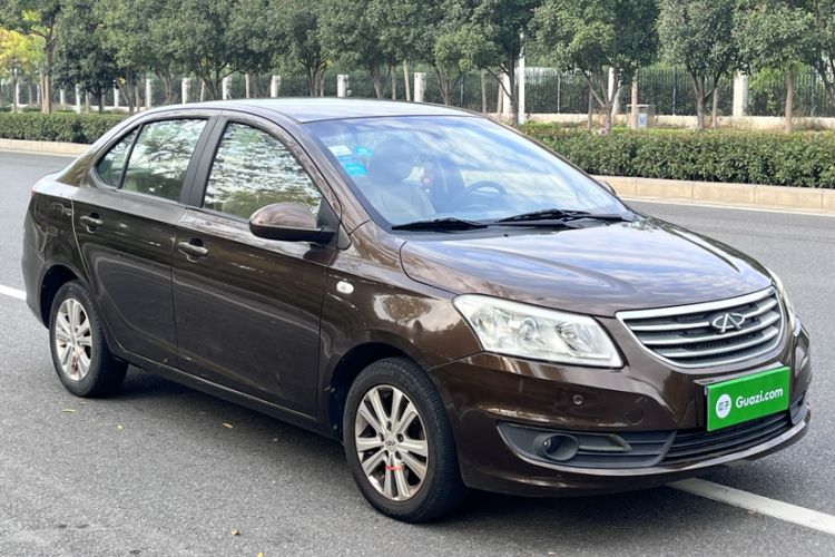 Used Chery E3 2013 1.5L Manual ZhiShang Model Exterior 6