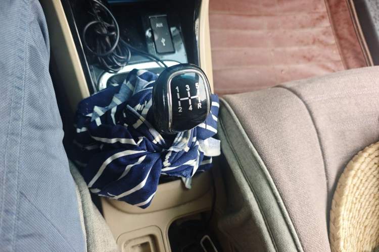 Used Chery E3 2013 1.5L Manual ZhiShang Model Gear Lever