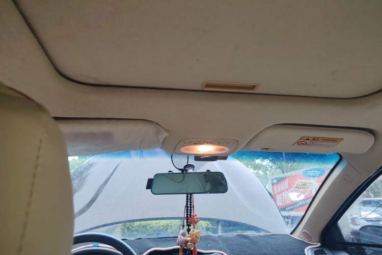 Used Chery E3 2013 1.5L Manual Luxury Model Headliner