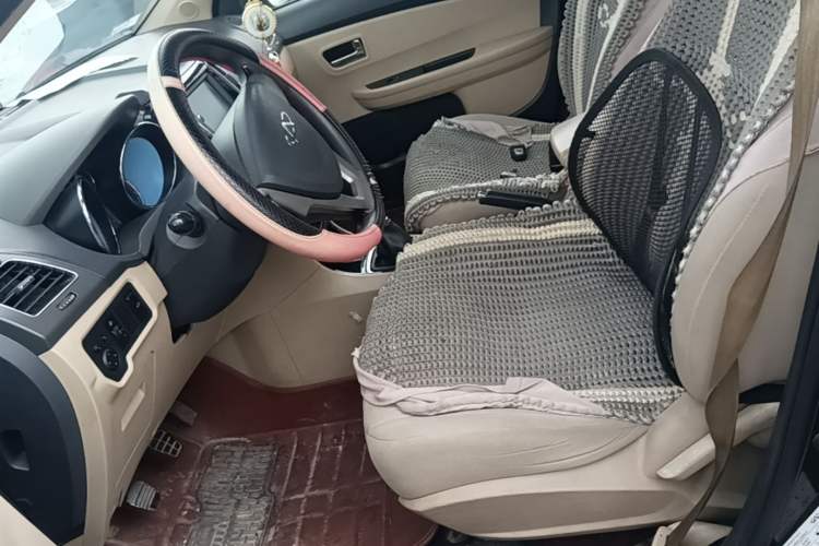 Used Chery E3 2013 1.5L Manual Fashion Model Left Front Seat