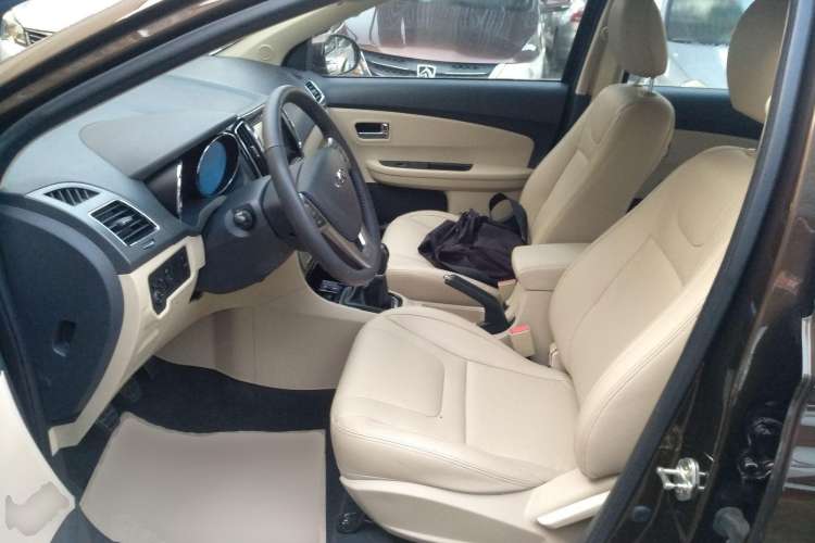Used Chery E3 2013 1.5L Manual ZhiShang Model Left Front Seat