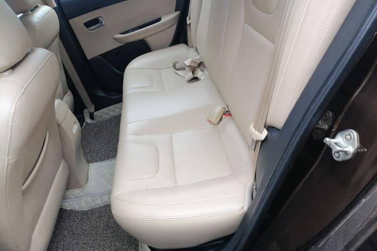 Used Chery E3 2013 1.5L Manual ZhiShang Model Left Rear Seat