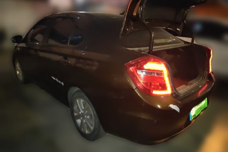 Used Chery E3 2013 1.5L Manual ZhiShang Model Rear Left 45 Deg