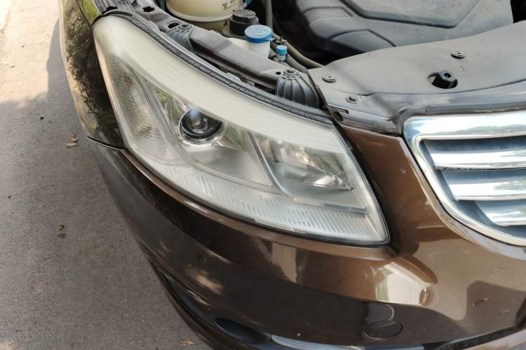 Used Chery E3 2013 1.5L Manual Fashion Model Right Front Headlight