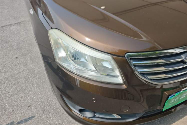 Used Chery E3 2013 1.5L Manual ZhiShang Model Right Front Headlight