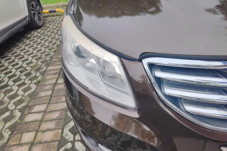 Used Chery E3 2013 1.5L Manual Luxury Model Right Front Headlight