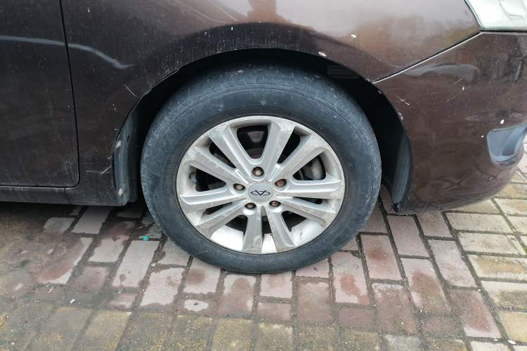 Used Chery E3 2013 1.5L Manual ZhiShang Model Right Front Wheel Hub