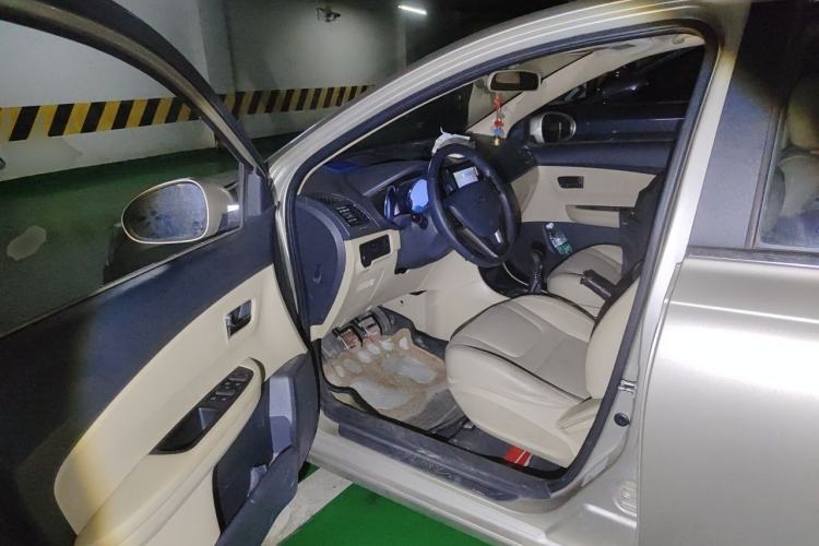 Used Chery E3 2013 1.5L Manual ZhiShang Model Driver Seat