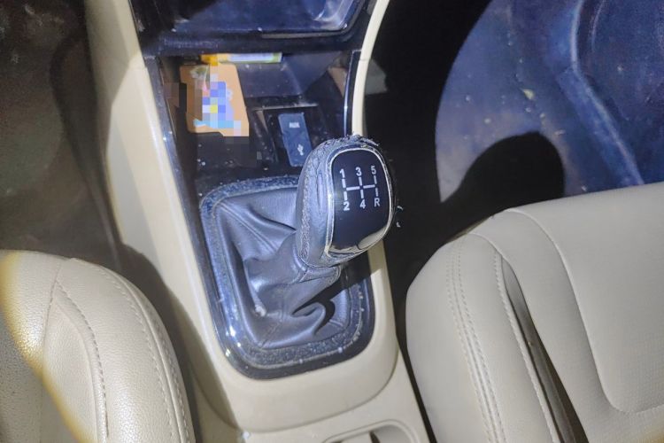 Used Chery E3 2013 1.5L Manual ZhiShang Model Gear Lever