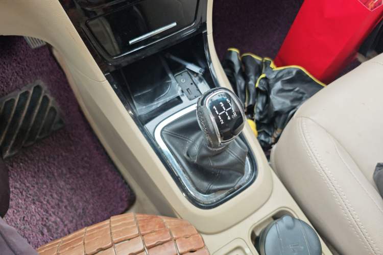 Used Chery E3 2013 1.5L Manual Qushang Model Gear Lever
