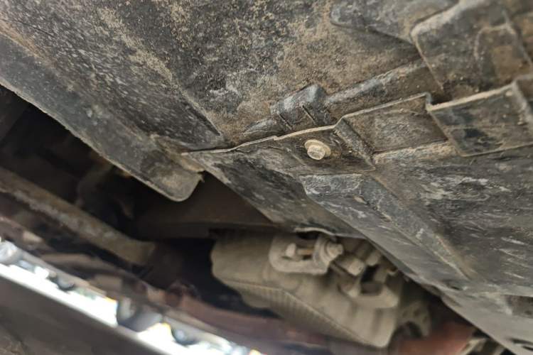 Used Chery E3 2013 1.5L Manual ZhiShang Model Chassis Front Right