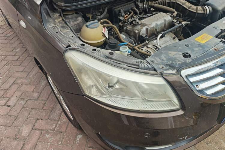 Used Chery E3 2013 1.5L Manual ZhiShang Model Right Front Headlight