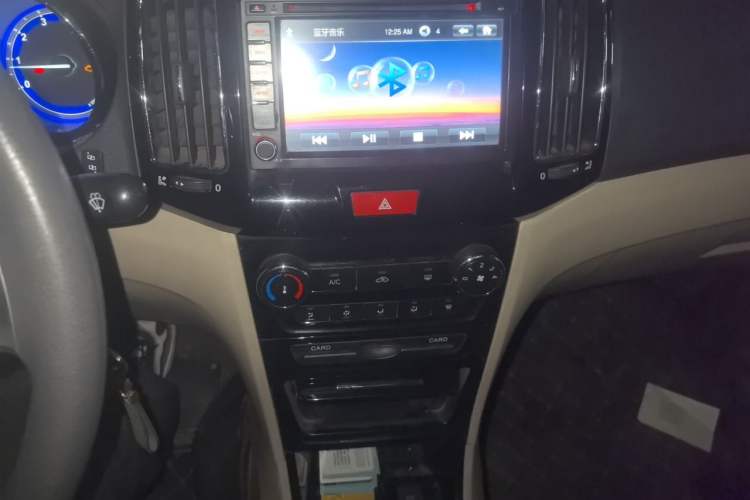 Used Chery E3 2013 1.5L Manual Qushang Model Audio And AC Panel