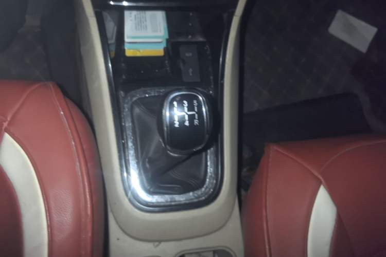 Used Chery E3 2013 1.5L Manual Qushang Model Gear Lever