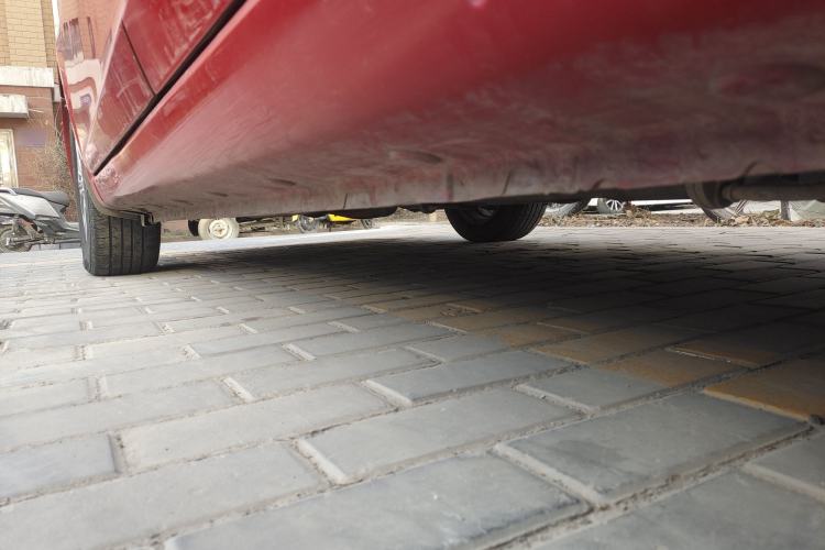 Used Chery E3 2013 1.5L Manual Fashion Model Chassis Rear Left