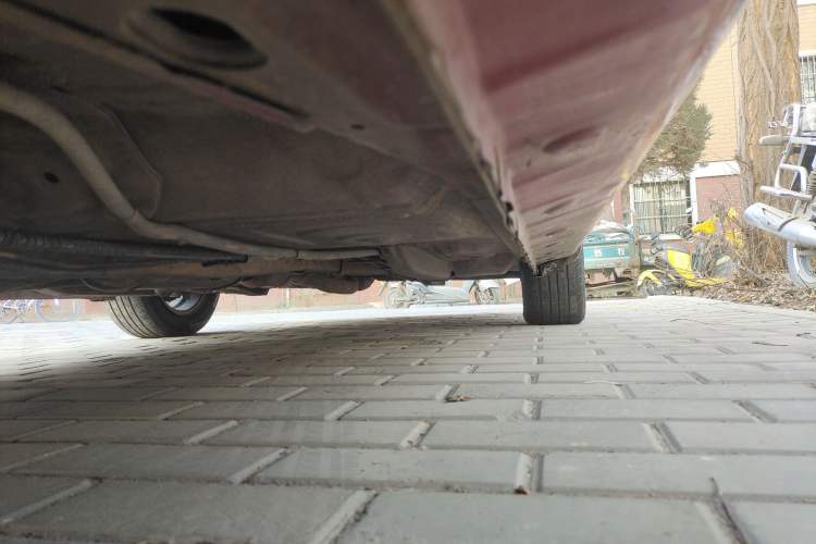 Used Chery E3 2013 1.5L Manual Fashion Model Chassis Rear Right