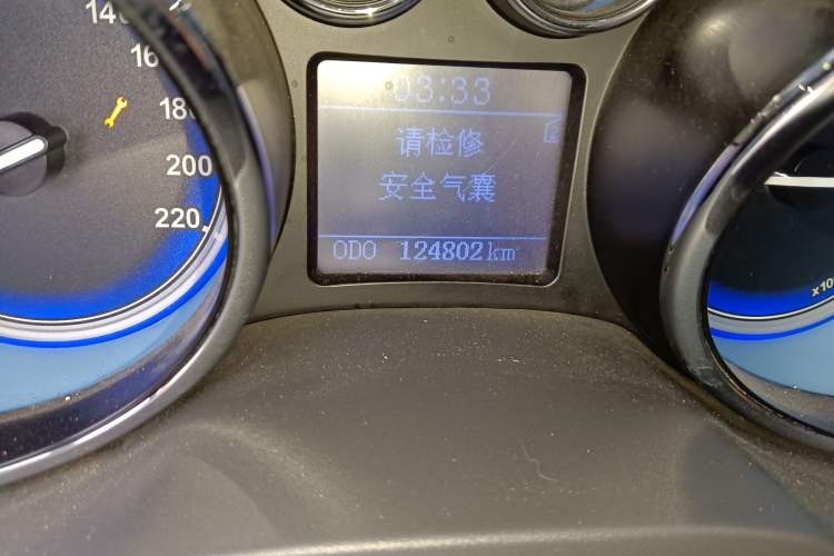 Used Chery E3 2013 1.5L Manual Fashion Model Odometer Close Up