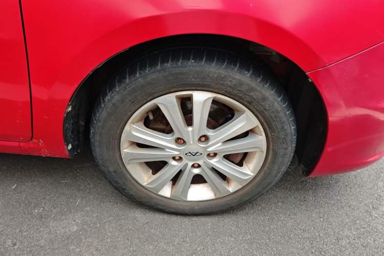 Used Chery E3 2013 1.5L Manual ZhiShang Model Right Front Wheel Hub