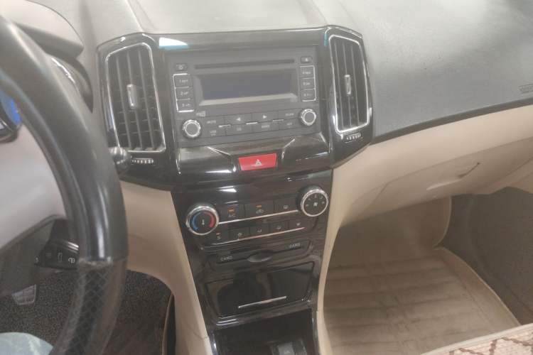 Used Chery E3 2013 1.5L Manual Qushang Model Audio And AC Panel