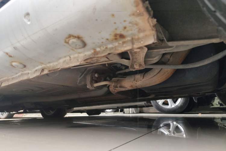 Used Chery E3 2013 1.5L Manual ZhiShang Model Chassis Rear Left