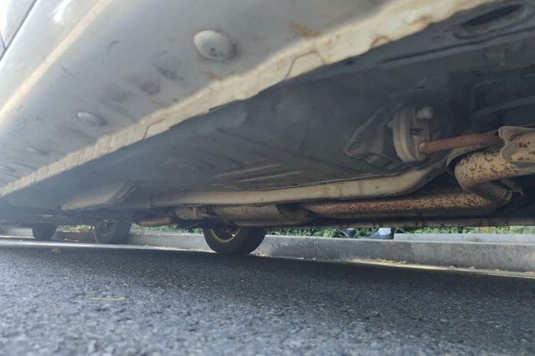 Used Chery E3 2013 1.5L Manual Fashion Model Chassis Rear Left