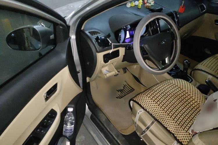 Used Chery E3 2013 1.5L Manual ZhiShang Model Driver Seat