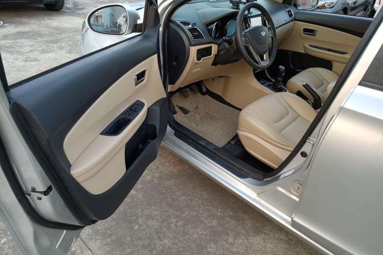 Used Chery E3 2013 1.5L Manual ZhiShang Model Driver Seat