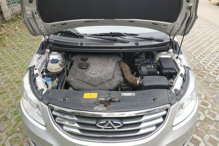 Used Chery E3 2013 1.5L Manual Fashion Model Engine Bay