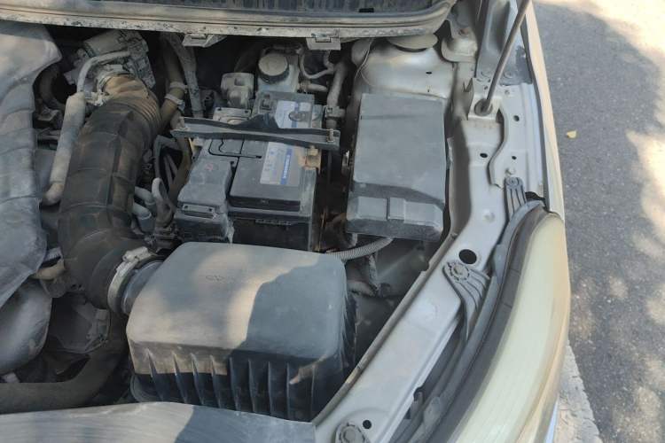 Used Chery E3 2013 1.5L Manual Fashion Model Engine Bay Left