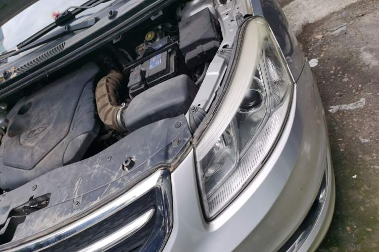 Used Chery E3 2013 1.5L Manual Fashion Model Engine Bay Left