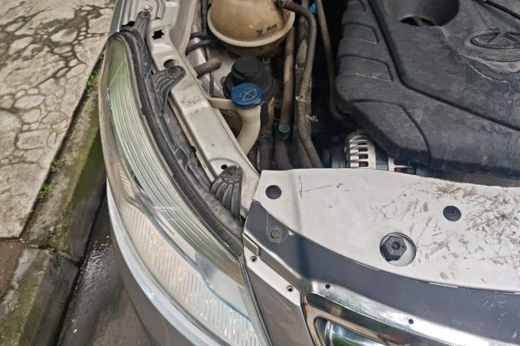 Used Chery E3 2013 1.5L Manual ZhiShang Model Engine Bay Right