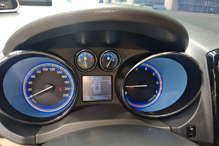 Used Chery E3 2013 1.5L Manual ZhiShang Model Instrument Cluster