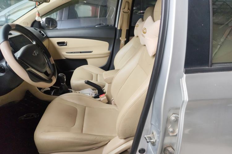 Used Chery E3 2013 1.5L Manual ZhiShang Model Left Front Seat