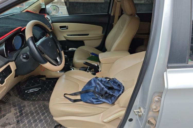 Used Chery E3 2013 1.5L Manual ZhiShang Model Left Front Seat