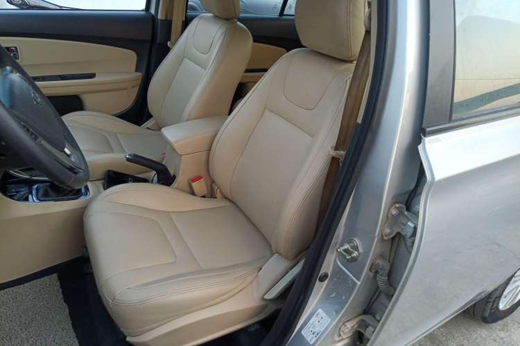 Used Chery E3 2013 1.5L Manual ZhiShang Model Left Front Seat
