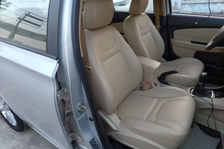 Used Chery E3 2013 1.5L Manual ZhiShang Model Right Front Seat