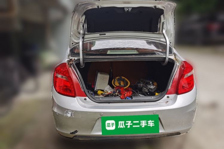 Used Chery E3 2013 1.5L Manual Fashion Model Trunk