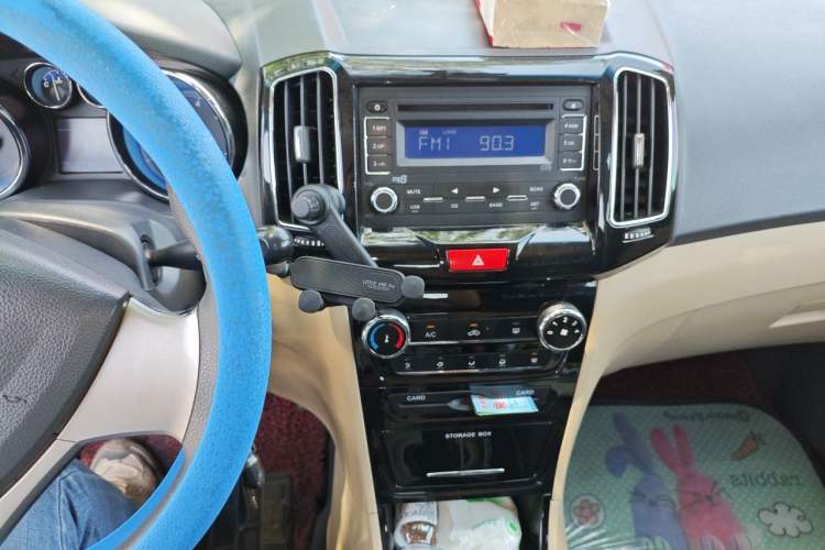 Used Chery E3 2013 1.5L Manual Fashion Model Audio And AC Panel