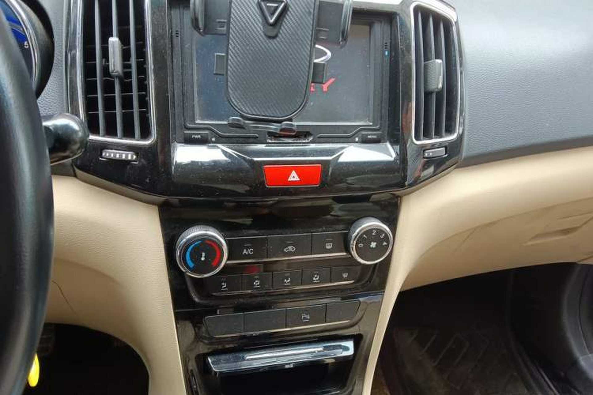 Used Chery E3 2013 1.5L Manual ZhiShang Model Audio And AC Panel