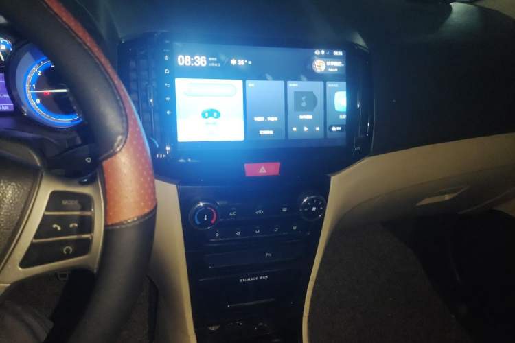 Used Chery E3 2013 1.5L Manual Luxury Model Audio And AC Panel