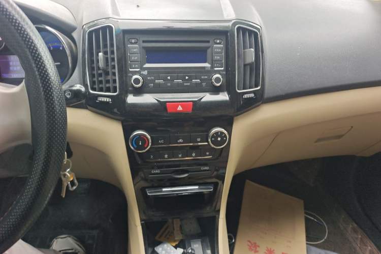 Used Chery E3 2013 1.5L Manual Qushang Model Audio And AC Panel