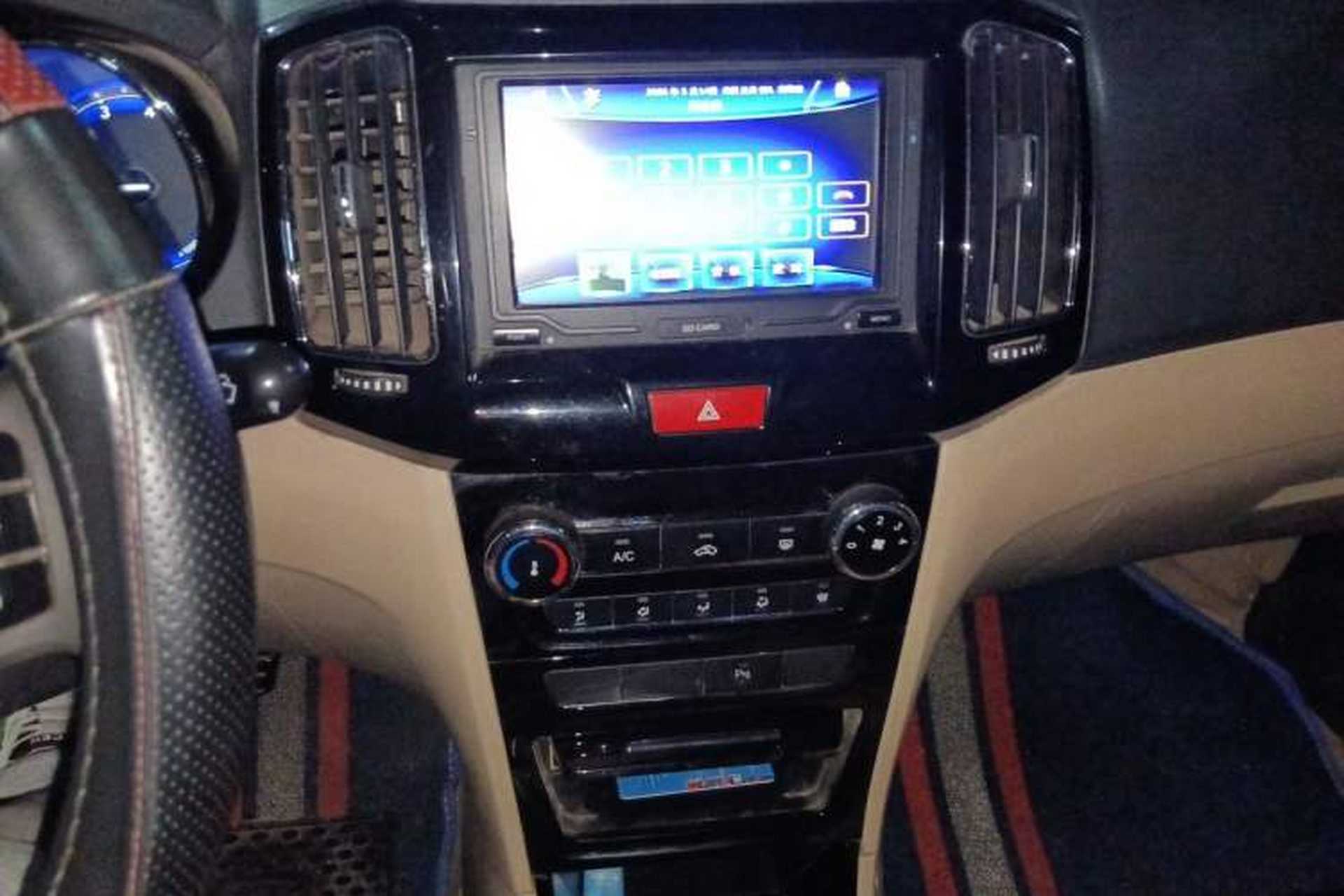 Used Chery E3 2013 1.5L Manual Fashion Model Audio And AC Panel