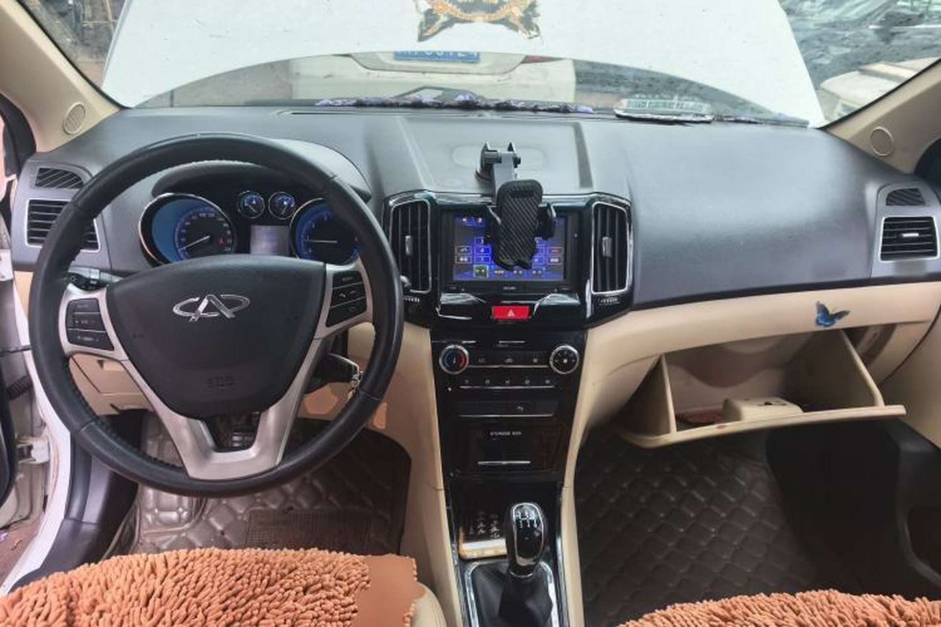Used Chery E3 2013 1.5L Manual ZhiShang Model Center Console