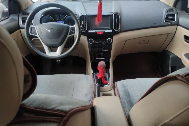 Used Chery E3 2013 1.5L Manual ZhiShang Model Center Console