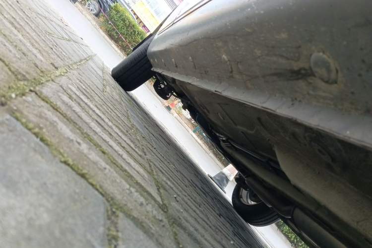 Used Chery E3 2013 1.5L Manual ZhiShang Model Chassis Front Right