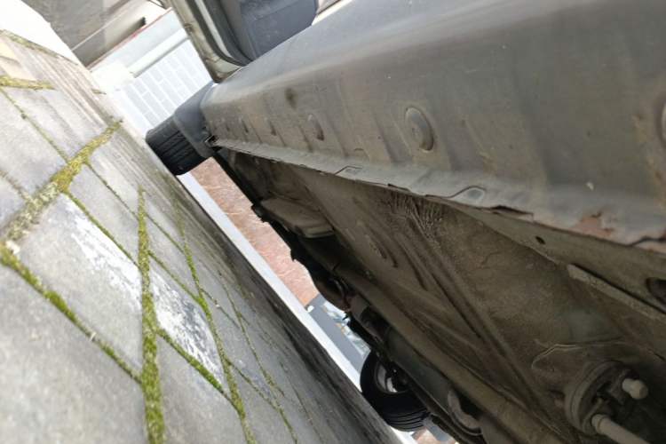 Used Chery E3 2013 1.5L Manual ZhiShang Model Chassis Rear Left