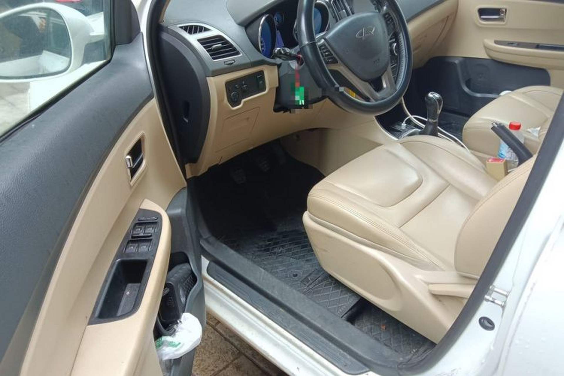 Used Chery E3 2013 1.5L Manual ZhiShang Model Driver Seat